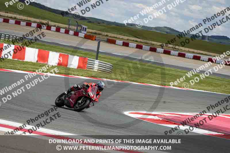 cadwell no limits trackday;cadwell park;cadwell park photographs;cadwell trackday photographs;enduro digital images;event digital images;eventdigitalimages;navarra;no limits trackdays;peter wileman photography;racing digital images;trackday digital images;trackday photos